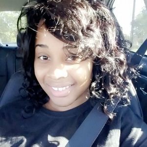 Meet your Posher, Raejiene