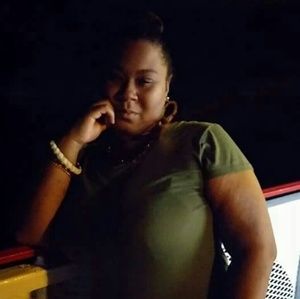 Meet your Posher, Edith