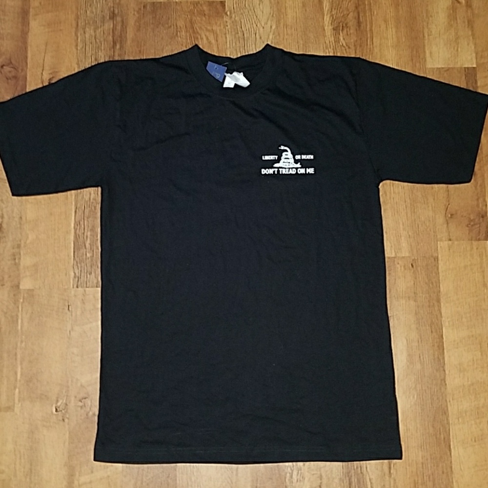 "Don't Tread On Me"  Pocketed T-shirt