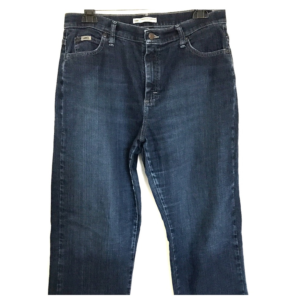Lee relaxed straight leg jeans.