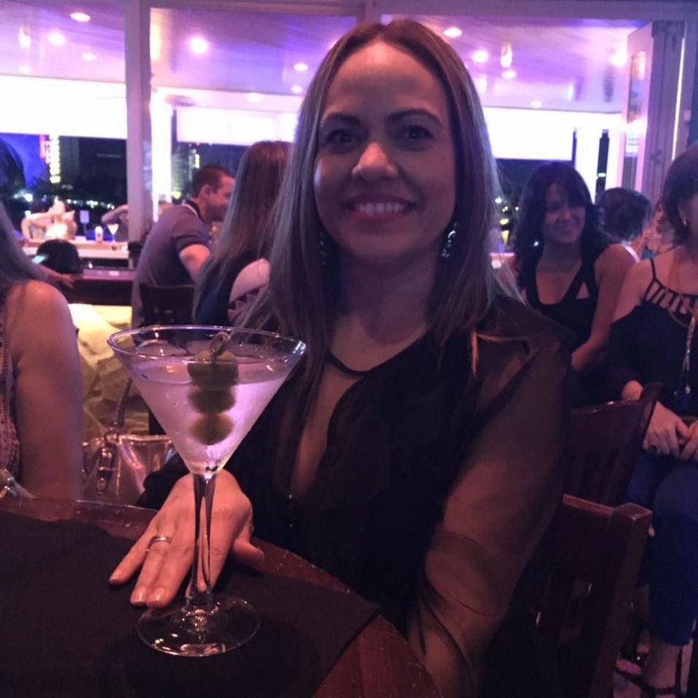 Meet your Posher, Elizabeth