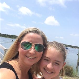 Meet your Posher, Ann