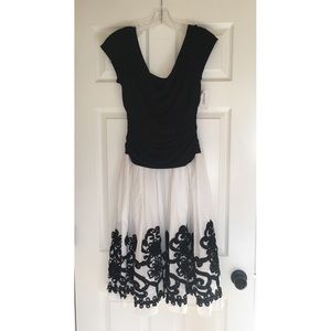 Black and white size 6 Dressbarn dress NWT