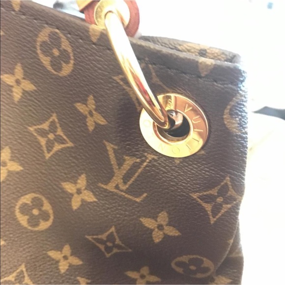 Authentic Louis Vuitton artsy*SOLD* - Picture 4 of 4