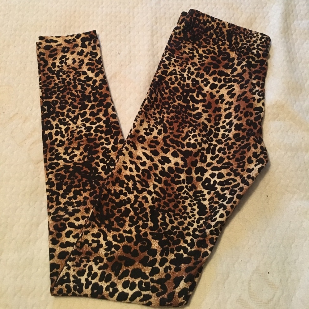 CCO⬇️ Super soft sueded leggings - leopard print
