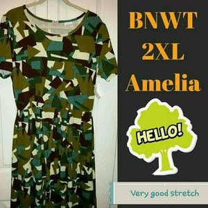 BNWT LuLaRoe 2XL Amelia dress  (Cross Posted)