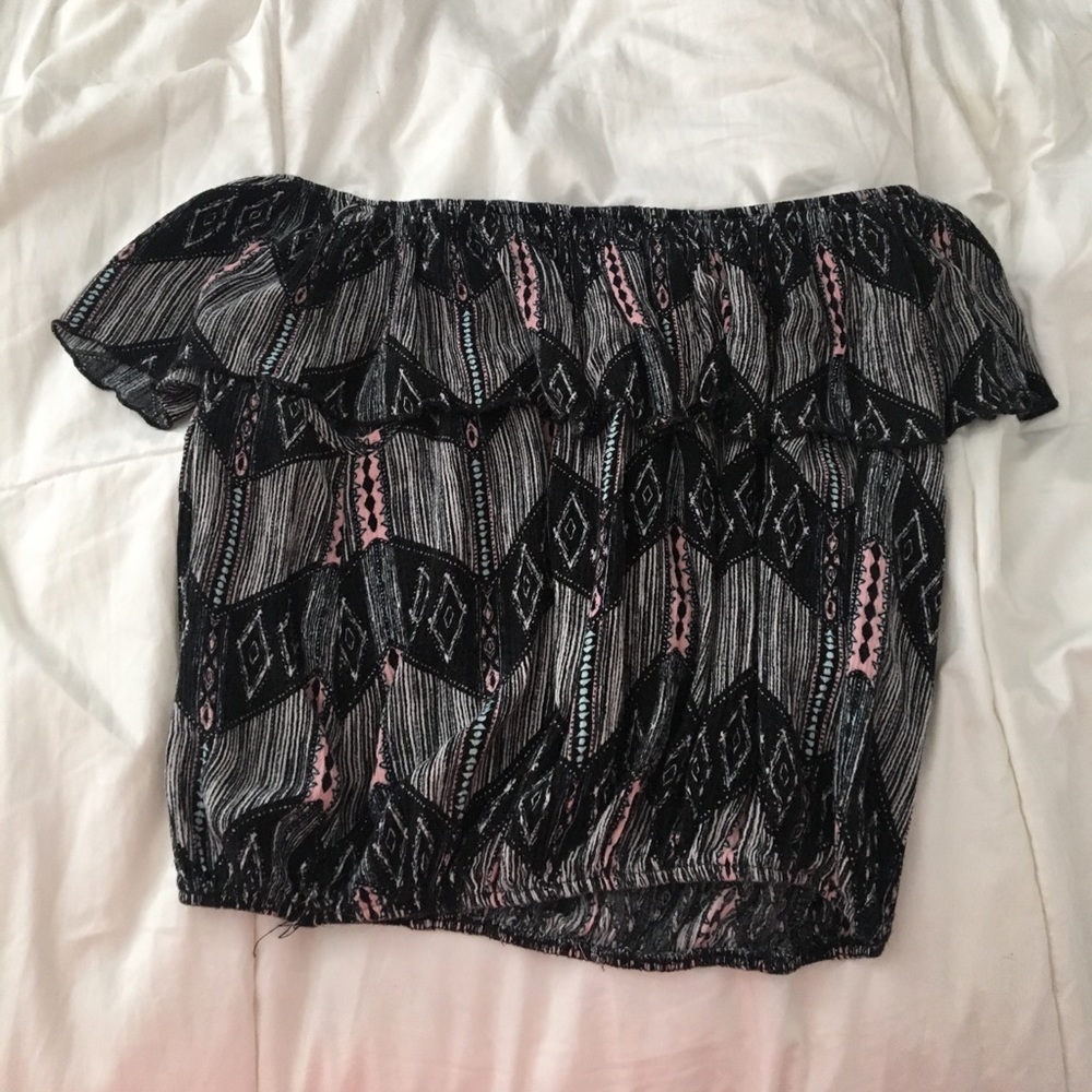 Cute off-the-shoulder crop top