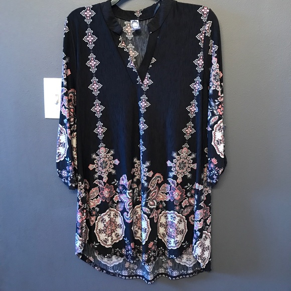 Dresses & Skirts - Floral, blue and pink boutique dress