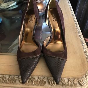 Chocolate Brown Leather/Suede pump