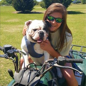 Meet your Posher, Jayle