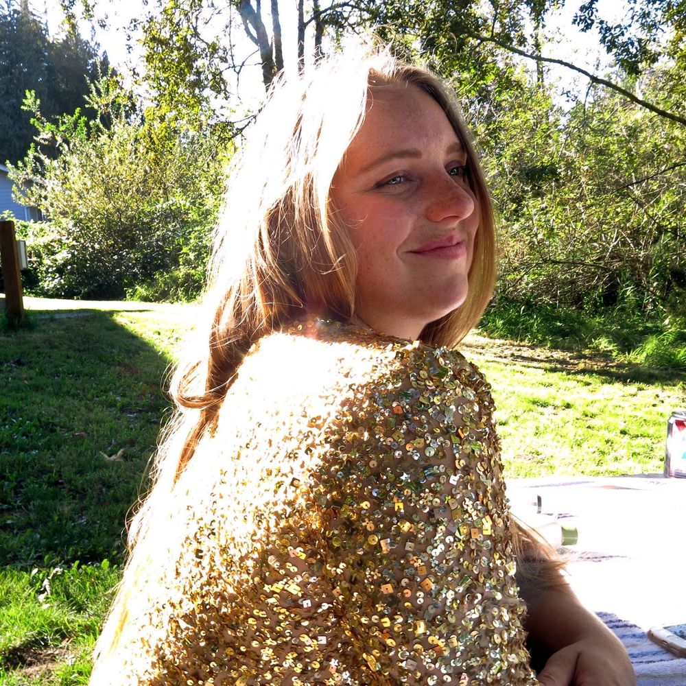 Meet your Posher, Adrienne