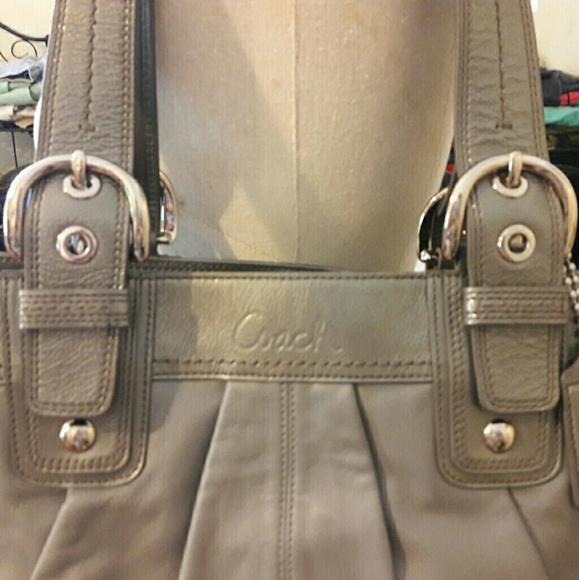 Genuine Coach handbag - Picture 2 of 3