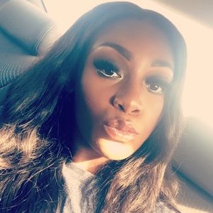 Meet your Posher, Jaquasia