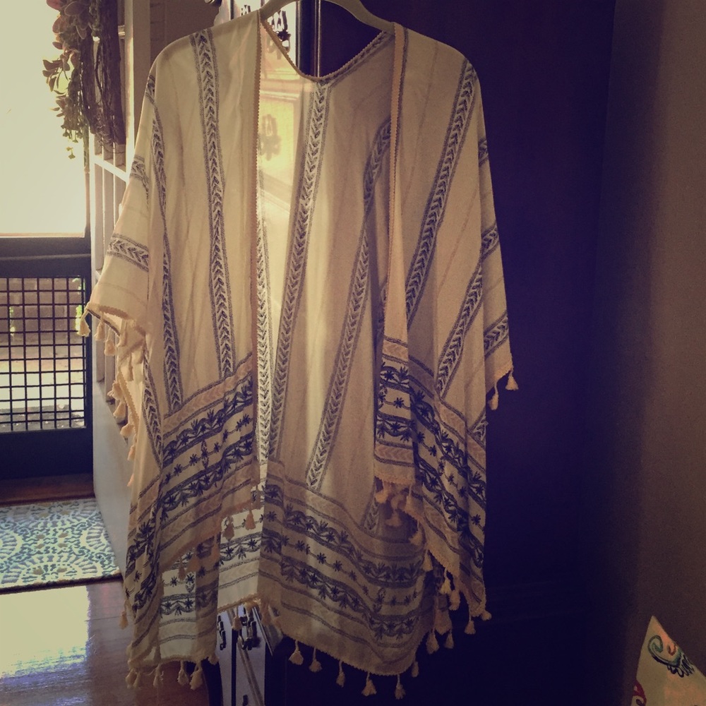 Beige and shades of blue/navy kimono