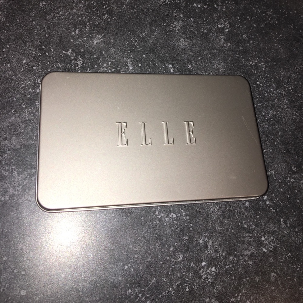 Elle Eyeshadow Palette