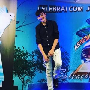 Meet your Posher, Johnathan rezende