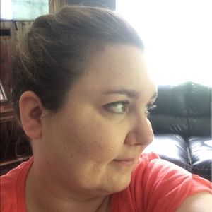 Meet your Posher, Lacey