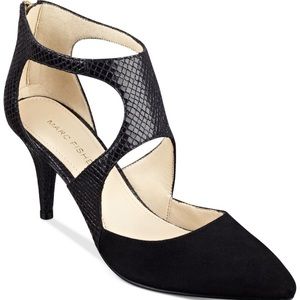 Marc Fisher black pointy toe pumps.  Size 7 1/2.