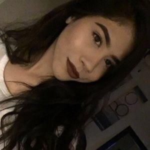 Meet your Posher, Vanessa