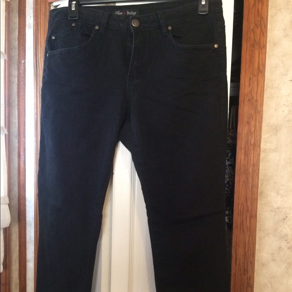 Black skinny jeans