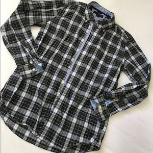 Tommy Hilfiger Men Shirt. No tag like new