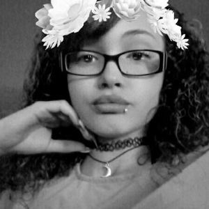 Meet your Posher, Xiomara