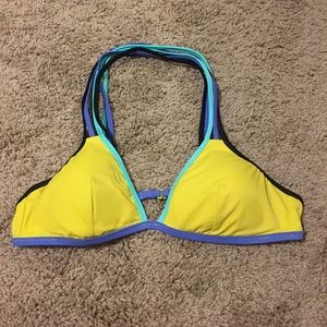 NWOT Victoria's Secret bikini top
