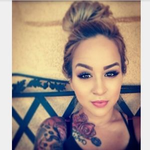 Meet your Posher, Alice