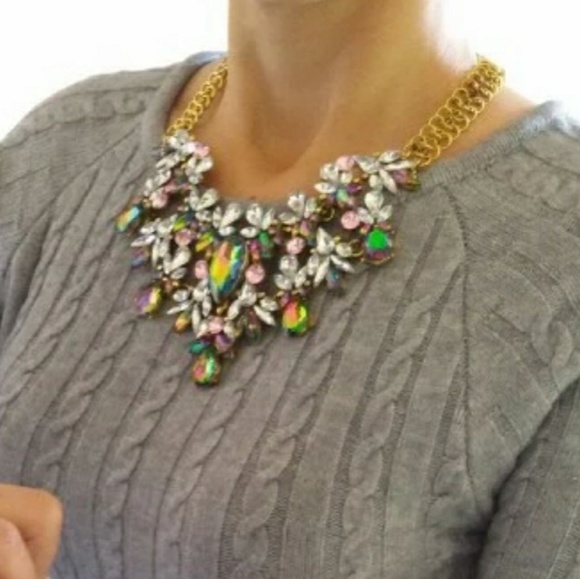 HOT SELLER!! ABSOLUTELY BEAUTIFUL STATEMENT - Picture 1 of 1