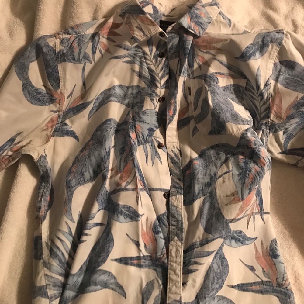 Billabong Hawaiian Button Down Large