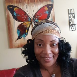 Meet your Posher, Deborah