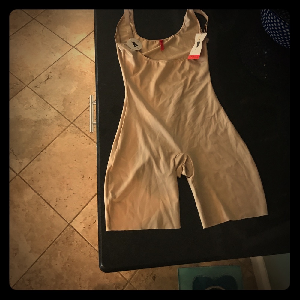 Spanx Open Bust Mid-Thigh Bodysuit