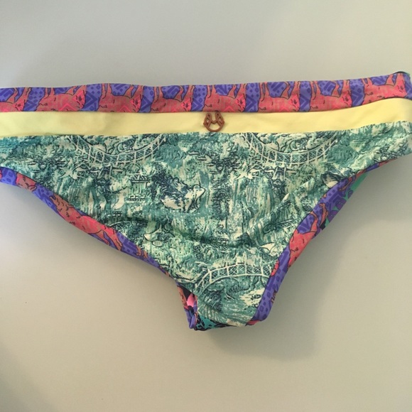 Maaji reversible bikini - Picture 6 of 8