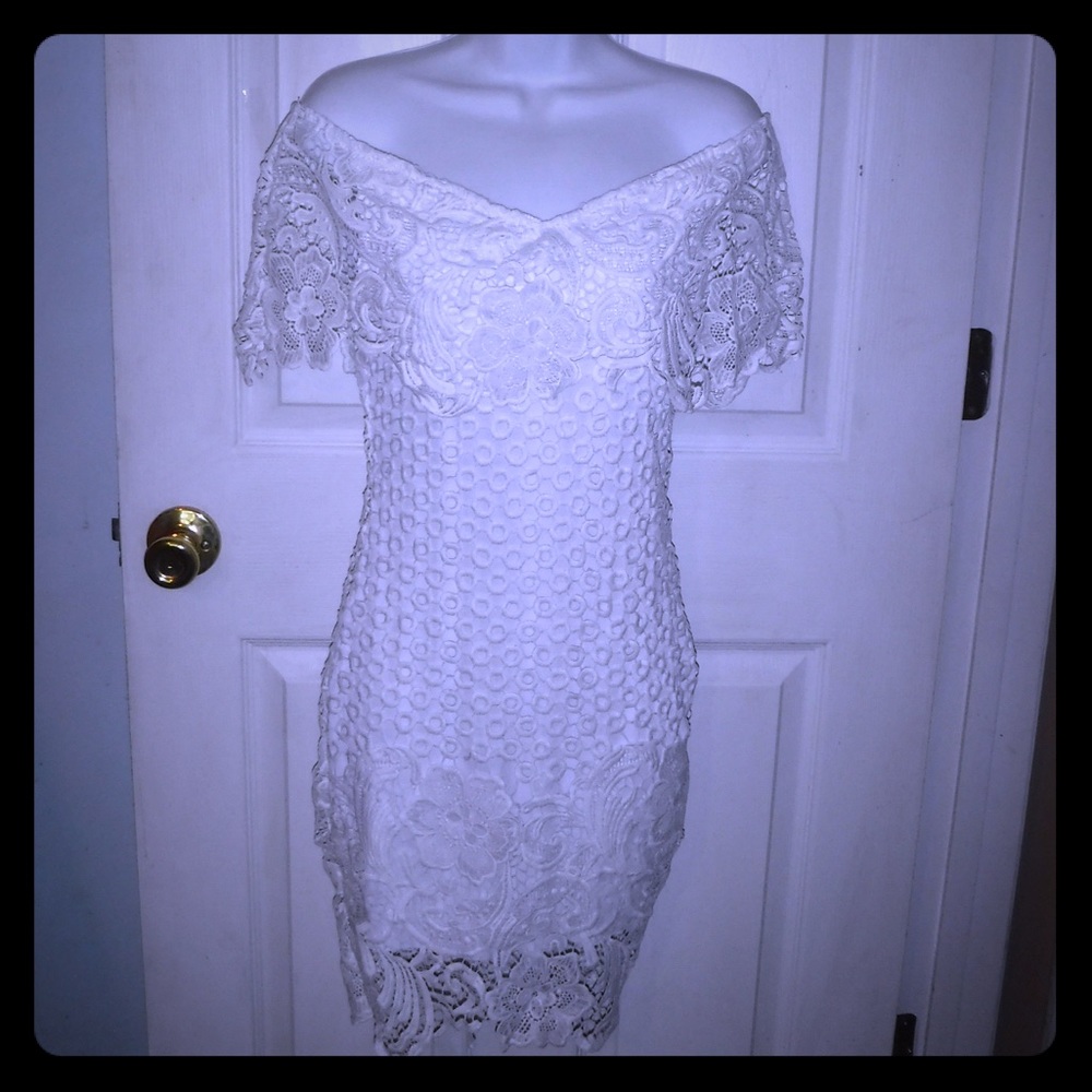 Lace body con off the shoulder dress