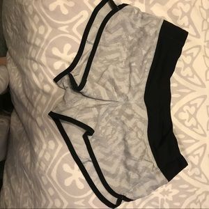 Lululemon speed short size 4
