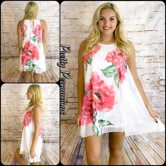 SOLD OUT‼️NWT Vintage Floral Print Swing Dress - Picture 2 of 5