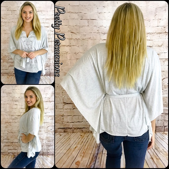 Kimono Flutter Slv Floral Paisley Top - Picture 3 of 4