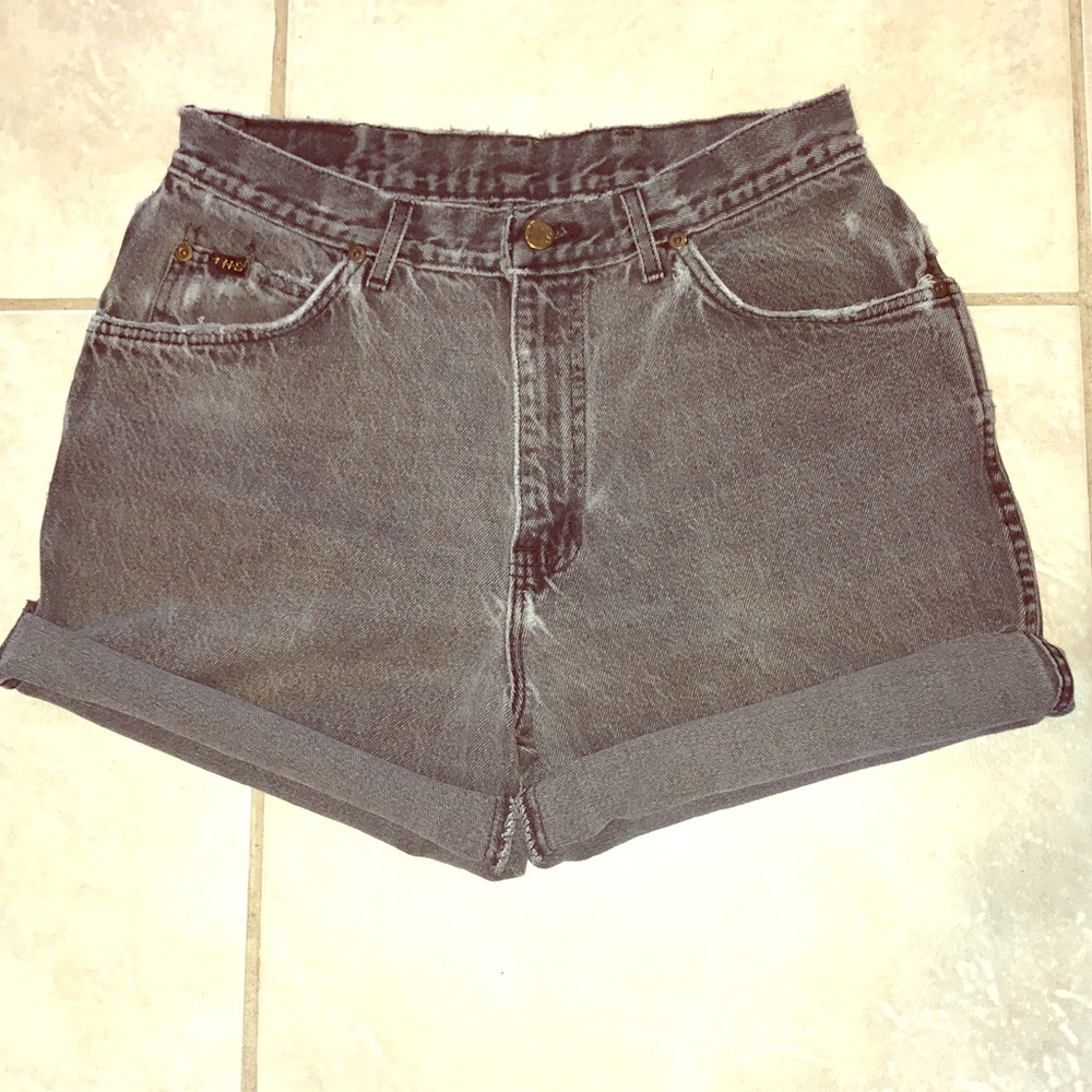 Vintage high waisted cut off shorts