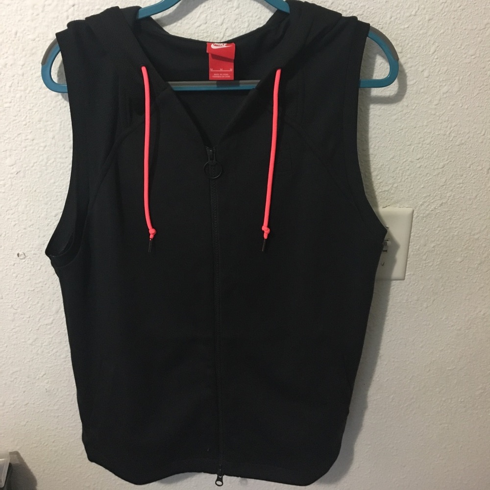Nike vest