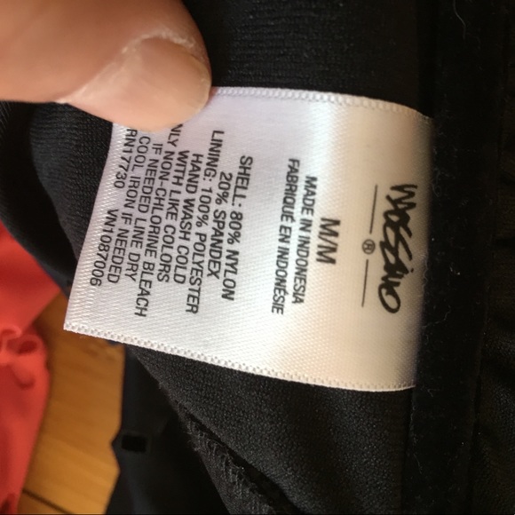 2piece 👙 bikini - Picture 3 of 3