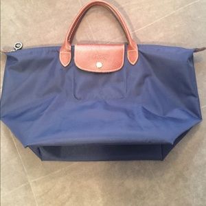 NAVY Longchamp La Pilage Bag!