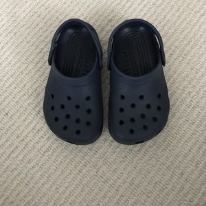 Infant Navy Blue Crocs size 6/7