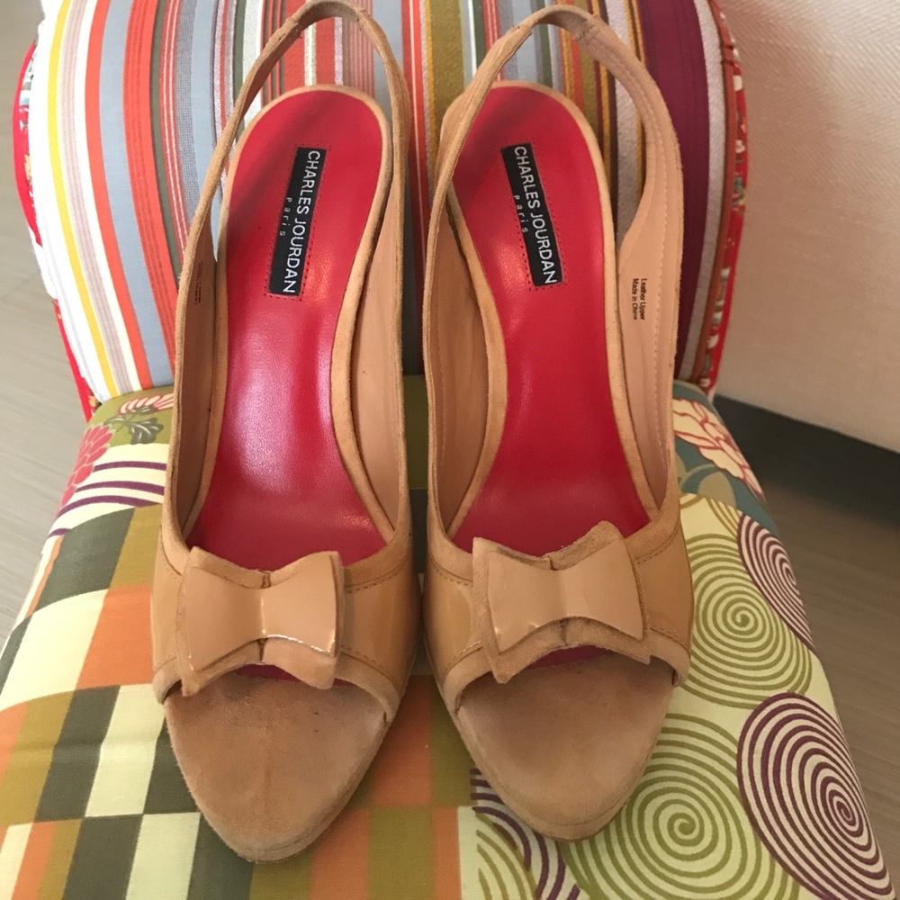 Suede and leather Nude heels