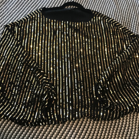 Sequined top - Picture 2 of 2