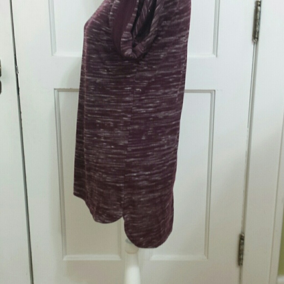 APT 9 ESSENTIALS TOP. - Picture 2 of 8