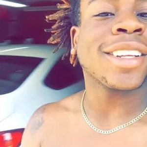 Meet your Posher, Avery