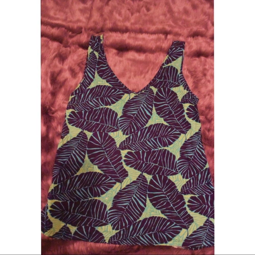 V Neck Tank