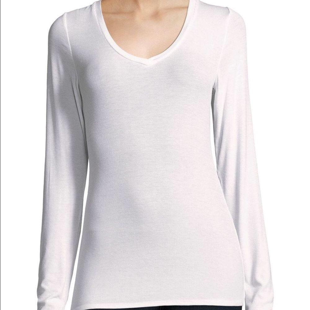 Bcbgmaxazria white vneck longsleeve top