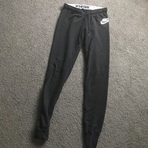 Nike Joggers