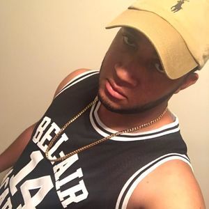 Meet your Posher, Travis